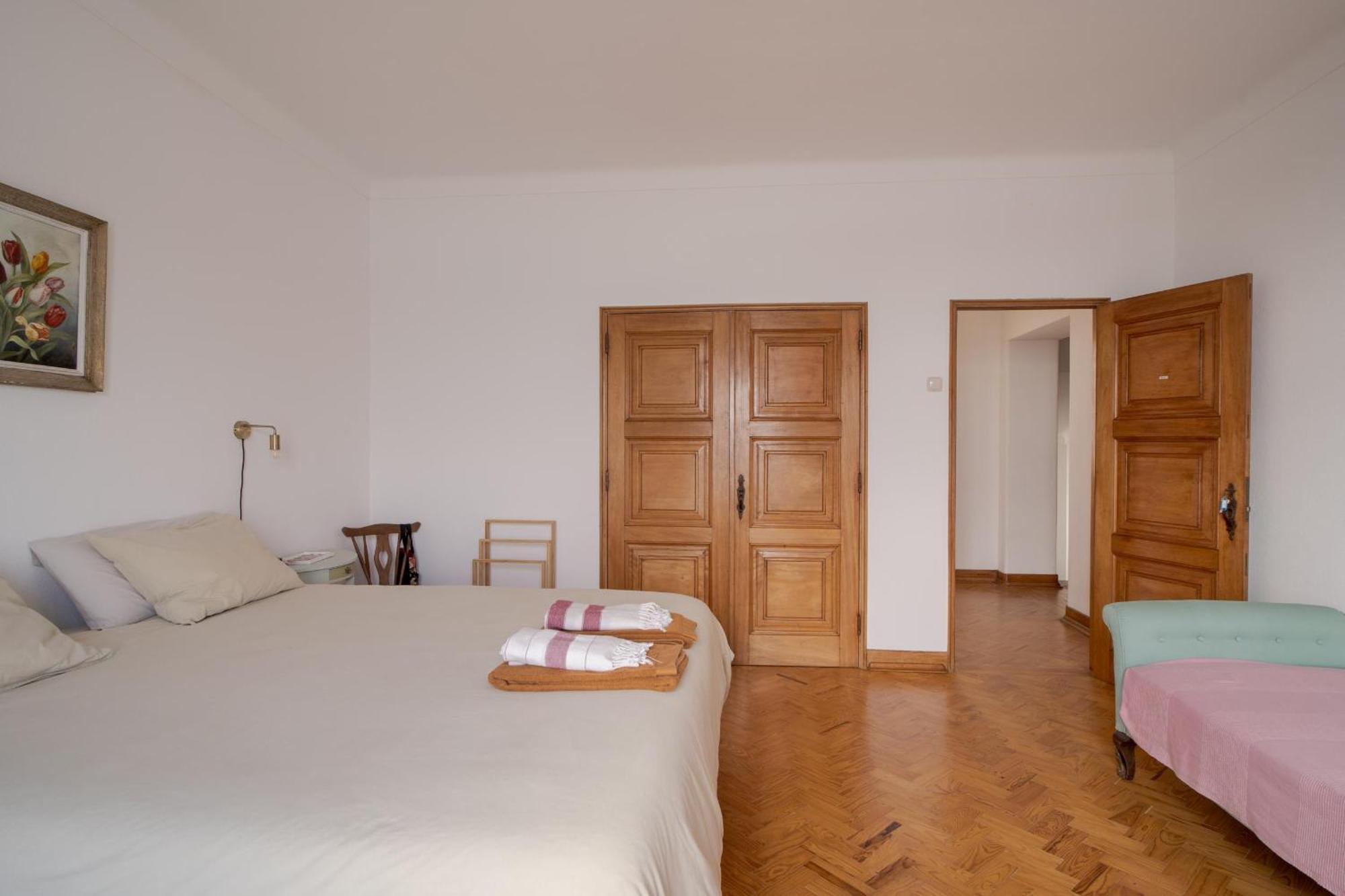 Апартаменты Manas Coliving Сииниш Экстерьер фото